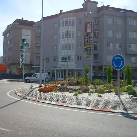 Condado Ξενοδοχείο 3*